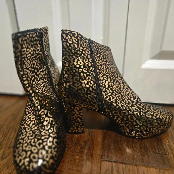NWOT Torrid gold and black leopard print platform bootie size 9.5ww - Picture 5 of 9